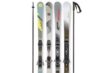 4 different Economy class ski models with poles