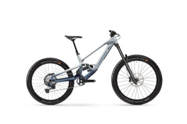 Lapierre mountain bike, side view.