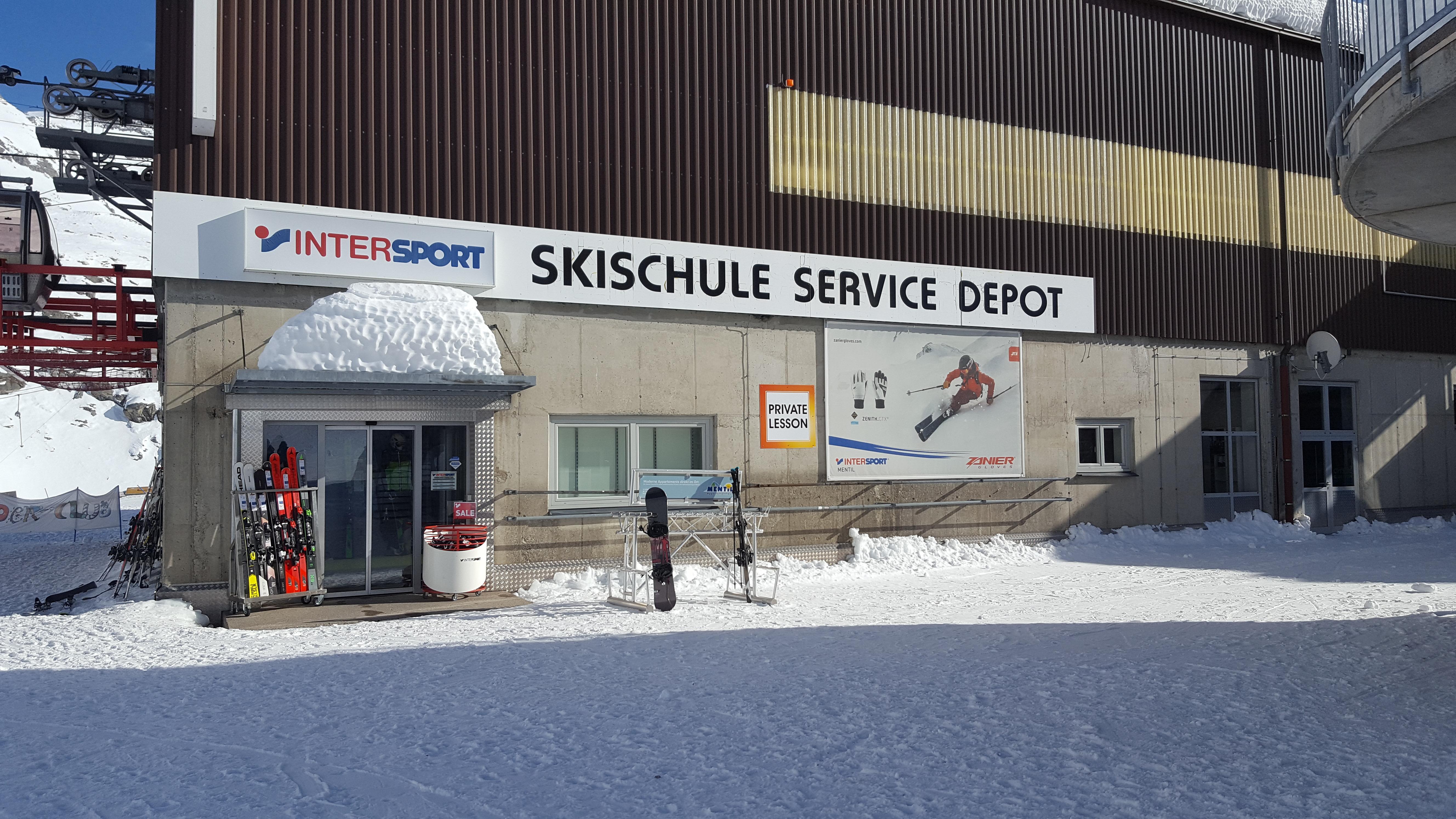 Mölltaler Gletscher Bergstation Stollenbahn